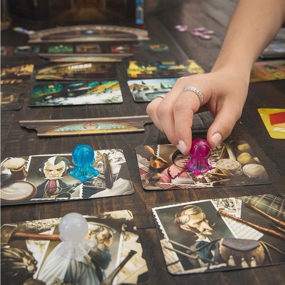 Mysterium Base Mystery Board Game - Picture 12 of 12